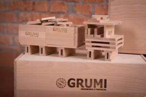 Grumi – drewniane klocki konstrukcyjne dla dzieci