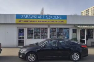 KOLOROWE KREDKI I SPÓŁKA