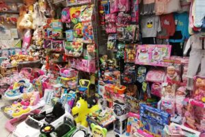 Puchatek. Sklep z zabawkami. Grzywacz S.