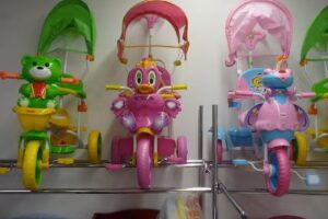 Urwis – sklep dziecięcy