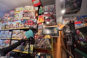 WAH Sp. z o.o. Zabawki Lego, Mattell